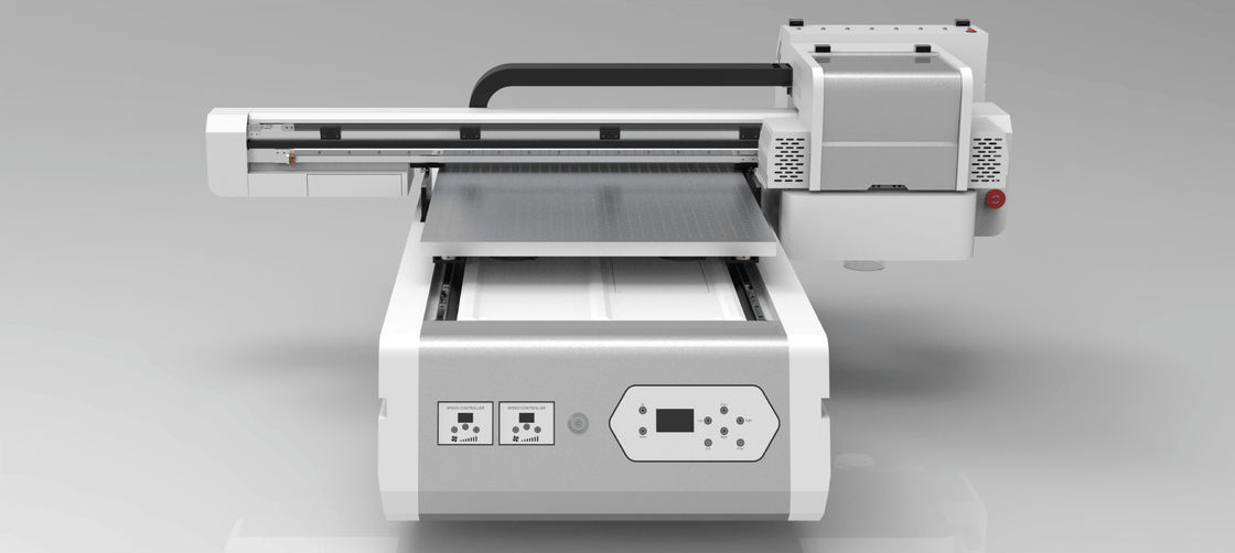 Impresora UV a chorro de tinta de superficie plana con área de impresión de hasta 600x900 mm con guía THK