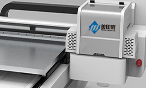 Impresoras ULTRAVIOLETA de Desktop Uv Inkjet de la impresora de chorro de tinta de Digitaces con la fuente de la tinta de la presión positiva